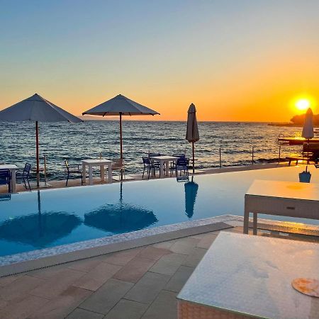 Luxury Two-Floor Apartment In Petrcane With Garden And Pool Buitenkant foto