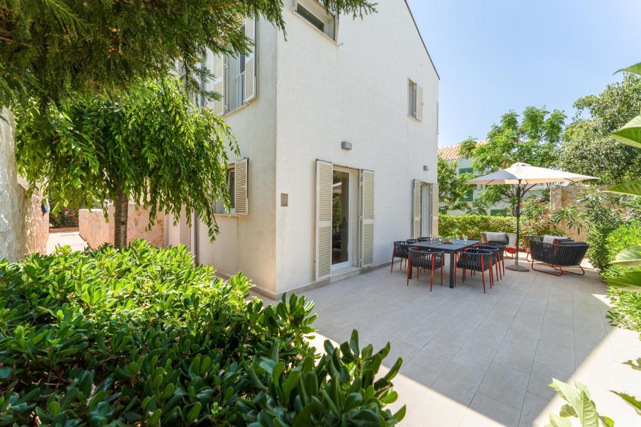 Luxury Two-Floor Apartment In Petrcane With Garden And Pool Buitenkant foto