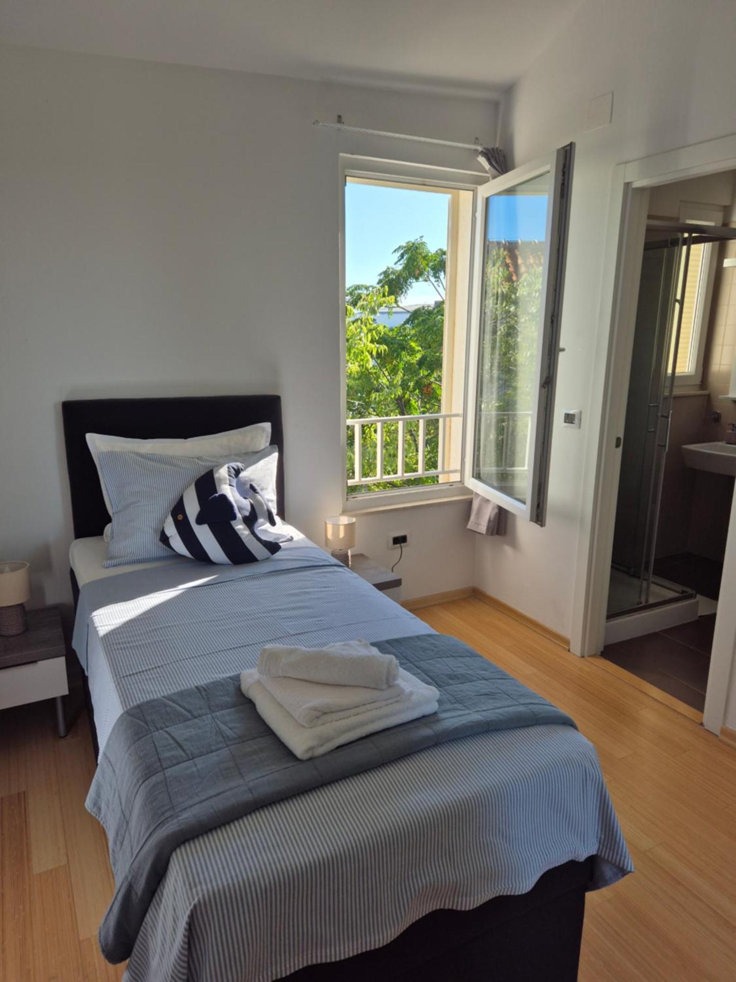 Luxury Two-Floor Apartment In Petrcane With Garden And Pool Buitenkant foto